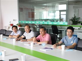 南京交通技师学院智能信息系主任潘后江、教育培训中心主任王海一行到访云创